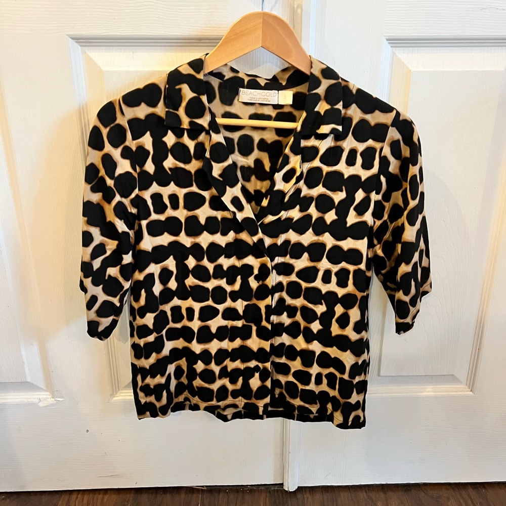 BEACHGOLD Animal Print Top in Black and Tan